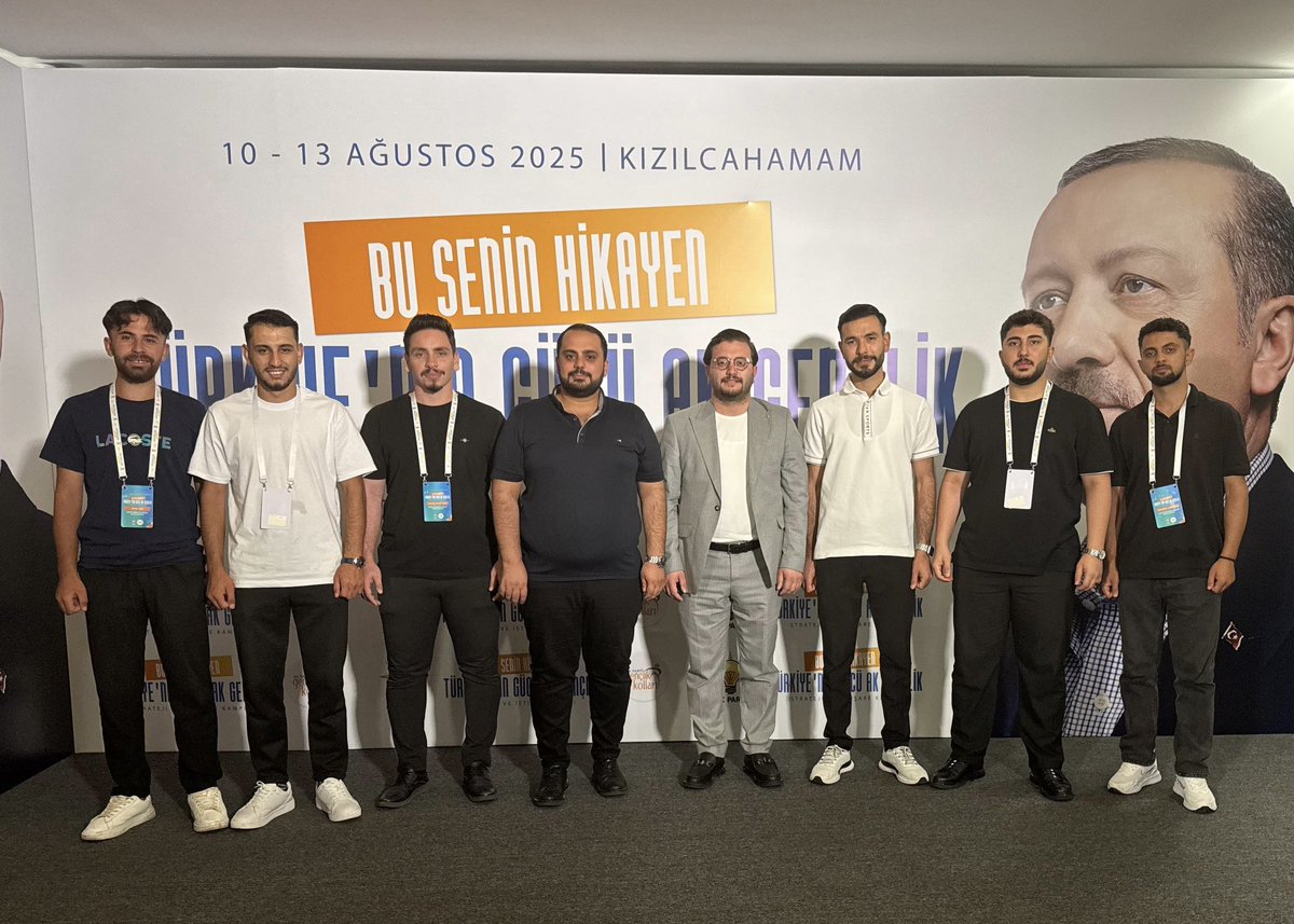 📍AK Parti Genel Merkez

81 İl
922 İlçe Başkanları Strateji ve İstişare Kampımıza 
Doğu Anadolu 2. Bölge  olarak  7 il 
58 ilçe başkanı ile katılım sağladık.🚀

Bugünün azmiyle, yarının 2053 hedeflerine kararlılıkla yürüyoruz.
Çünkü Bu Ülkenin Yarınlarını, 
AK Gençlik İnşa