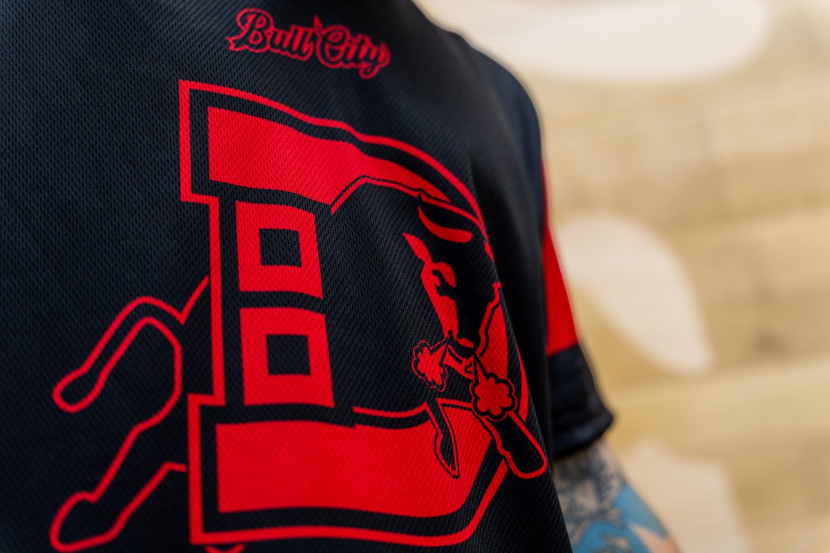 DurhamBulls's tweet photo. Pre-orders are now being accepted for our Hockey Night Stadium Series Edition replica jerseys!

Adult &amp; youth sizes are available here: https://t.co/PdGo2y4MzO https://t.co/NW8SPKI61p
