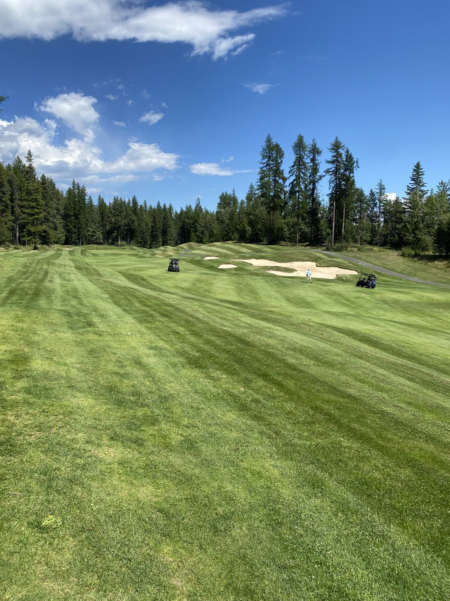 The course is looking and playing great from tee to green! Huge thanks to our maintenance team for all their hard work! 

#tricklecreekgolf #mykimberley