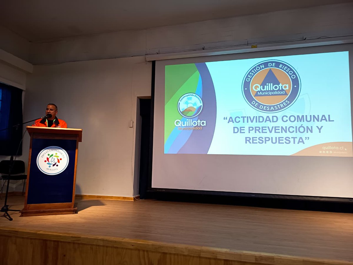 OFICINA DE GESTIÓN DE RIESGO SE REUNIÓ CON DIRECTORES DE ESCUELAS Y COLEGIOS DE QUILLOTA.
Reunión busca dar a conocer preparación para trabajo con Brigadas Escolares durante el año 2026.