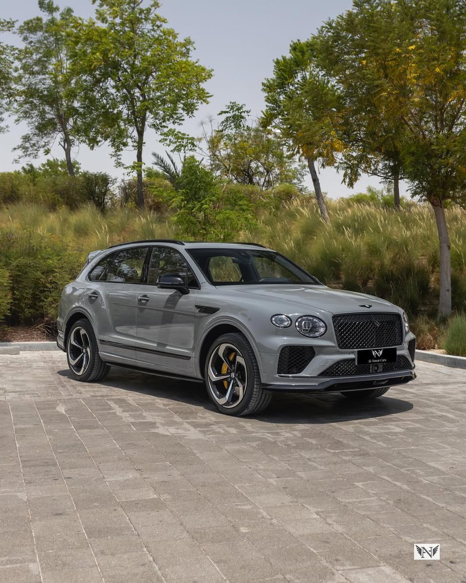 nocarcontext's tweet photo. Bentley Bentayga Sport 🩶🩶 https://t.co/JhCLFTsLUh