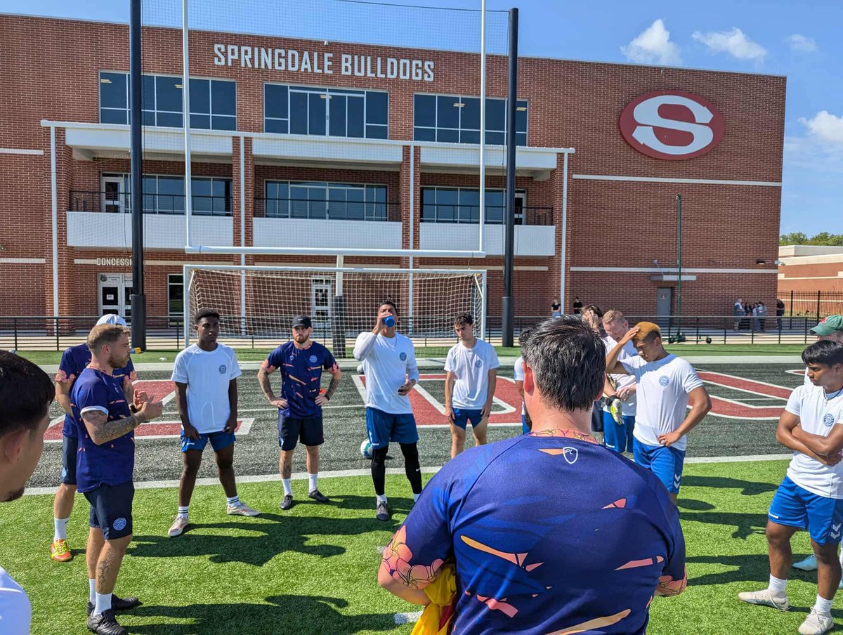 Lloyd Owers tweet media