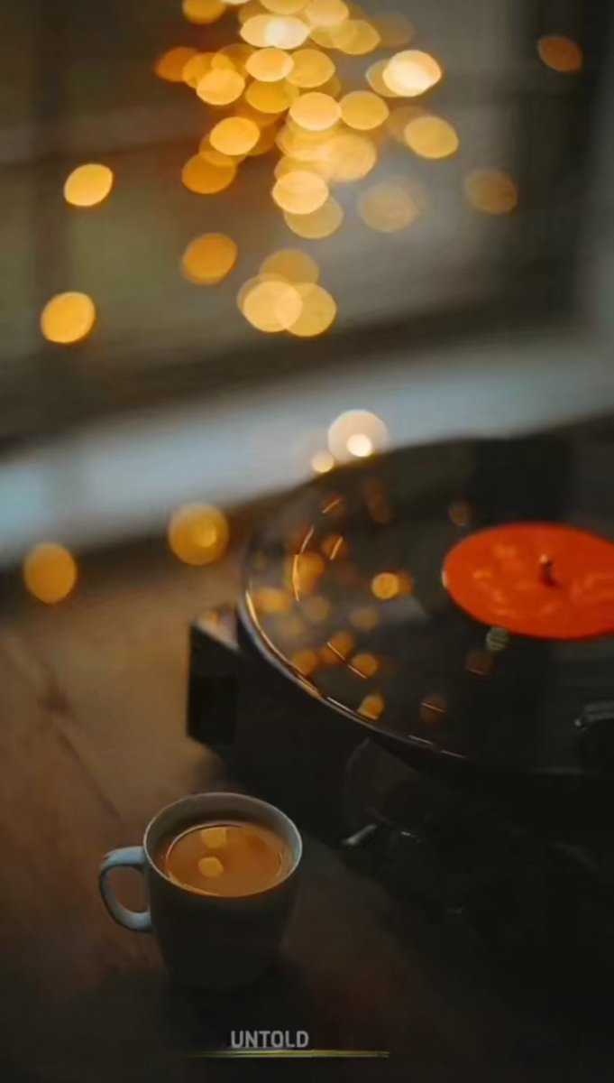 Ноќта е за..
* шо знам бе: Свашта.Нешта 

youtu.be/tw3e00E016k?fe…