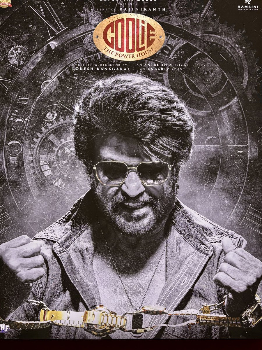 AskAatukutti's tweet photo. #CoolieFDFS #CooliePowerhouse and the celebrations have started 🔥🔥 ennaaa kootam - #crowdPuller #SuperstarRajinikanth for a reason #Rajinikanth50 hoping it to be a good watch 🤞 https://t.co/z2onTxe4NM