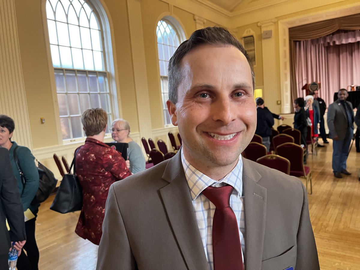 State Sen. Spencer Deery, R-West Lafayette, today joined a growing number of Republicans saying no to a potential mid-decade redistricting in Indiana, as advocated by President Donald Trump and VP JD Vance. 1/