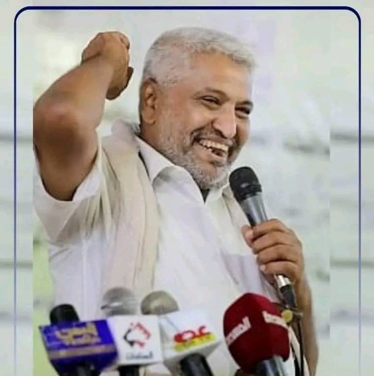إبراهيم زُبَل 💛 (@ebrahim_110011) on Twitter photo وزير النقل والأشغال العامة
اللواء/ محمد عياش قحيم
<a href="/mohammed_qhim/">محمد عياش قحيم</a>
حمل الأمانة بصدق وأدرك أن المسؤولية ليست منصباً يتزين به بل رسالة وعمل وبذل وعطاء ، لقد كان قدوة في الإخلاص ومثالاً في المبادرة .. فَـ ملامسة مشاريعه لحاجات المجتمع لم تكن صدفة بل ثمرة تفانٍ وجهد وعزيمة. وزير النقل والأشغال العامة
اللواء/ محمد عياش قحيم
<a href="/mohammed_qhim/">محمد عياش قحيم</a>
حمل الأمانة بصدق وأدرك أن المسؤولية ليست منصباً يتزين به بل رسالة وعمل وبذل وعطاء ، لقد كان قدوة في الإخلاص ومثالاً في المبادرة .. فَـ ملامسة مشاريعه لحاجات المجتمع لم تكن صدفة بل ثمرة تفانٍ وجهد وعزيمة.