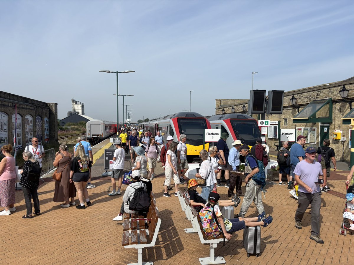 Lowestoft Central (@lowestoftcentr1) on Twitter photo Another fantastic day with @wherrylines & the <a href="/railway200/">railway200</a> Inspiration exhibition train at <a href="/greateranglia/">Greater Anglia</a> #Lowestoft station. Come along Thursday- lots to see & do in addition to the train! Secure your FREE tickets here: railway200.merlintickets.co.uk/product/EVENT0… No need to book for the other events Another fantastic day with @wherrylines & the <a href="/railway200/">railway200</a> Inspiration exhibition train at <a href="/greateranglia/">Greater Anglia</a> #Lowestoft station. Come along Thursday- lots to see & do in addition to the train! Secure your FREE tickets here: railway200.merlintickets.co.uk/product/EVENT0… No need to book for the other events