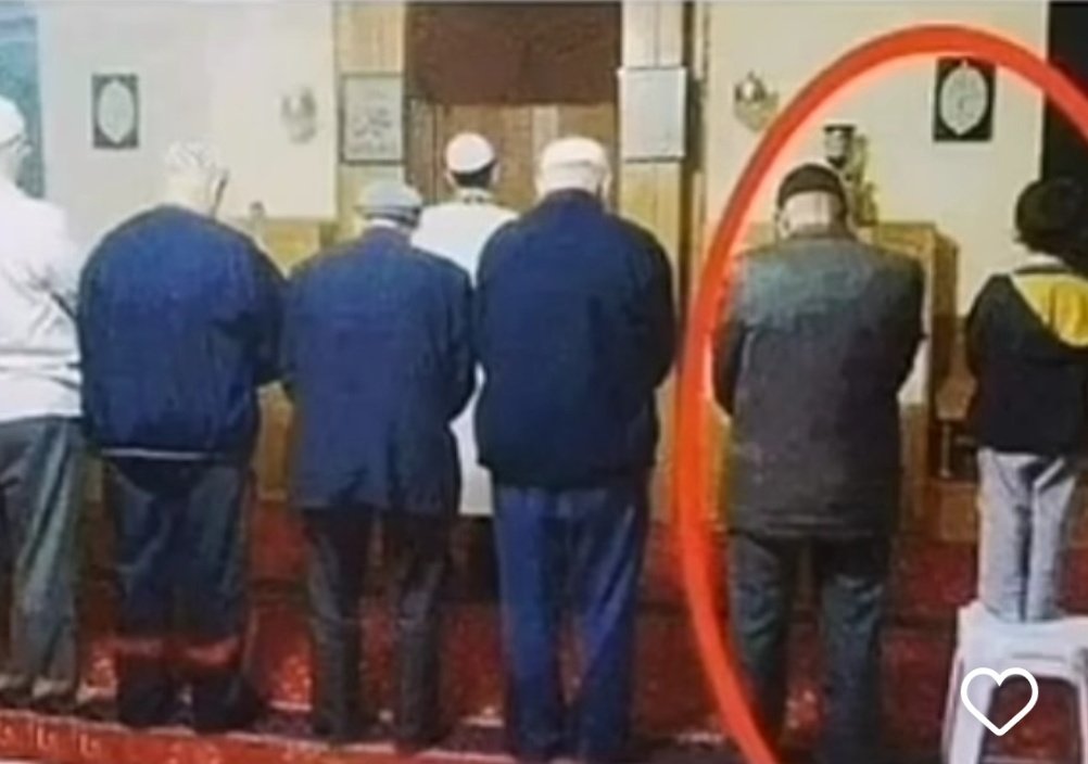 ...

Secdeyi hesap edememiş 
    Ama muhtemelen cennete düşer🙃