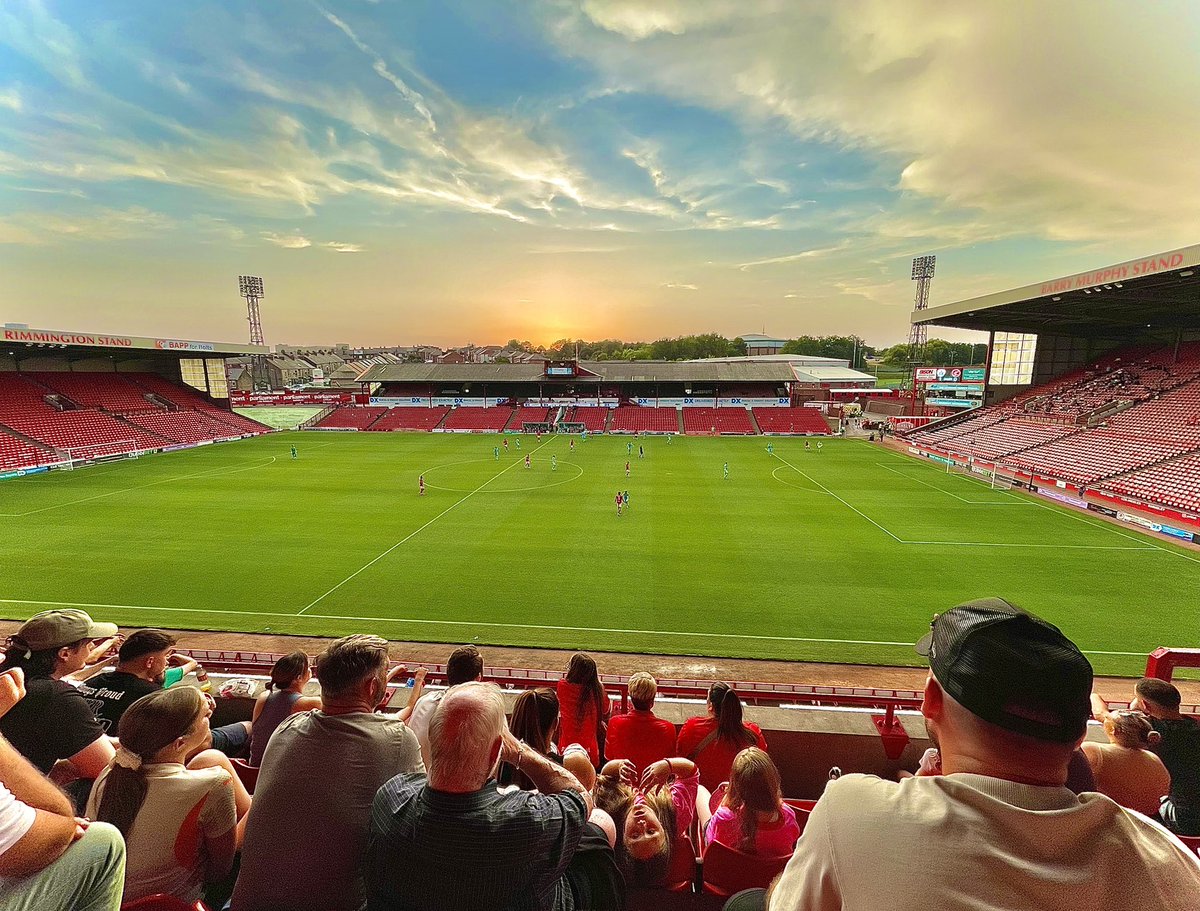 bohart flopledop tweet media