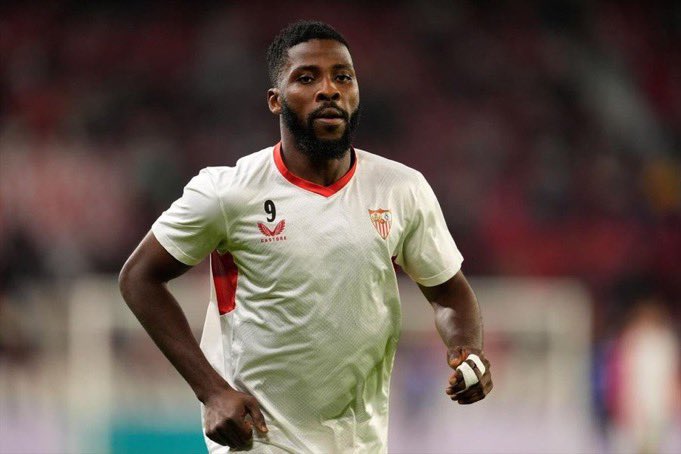 geo_tsar's tweet photo. 🇳🇬💥Kelechi #Iheanacho is now really close to sign for #Samsunspor on a huge deal‼️

🚨🇹🇷 He already accepted a contract up to €1.2M per year and the Turkish side continues negotiations with #SevillaFC for a fee of 3.5 millions 🔴 https://t.co/8gZ7WyGobw