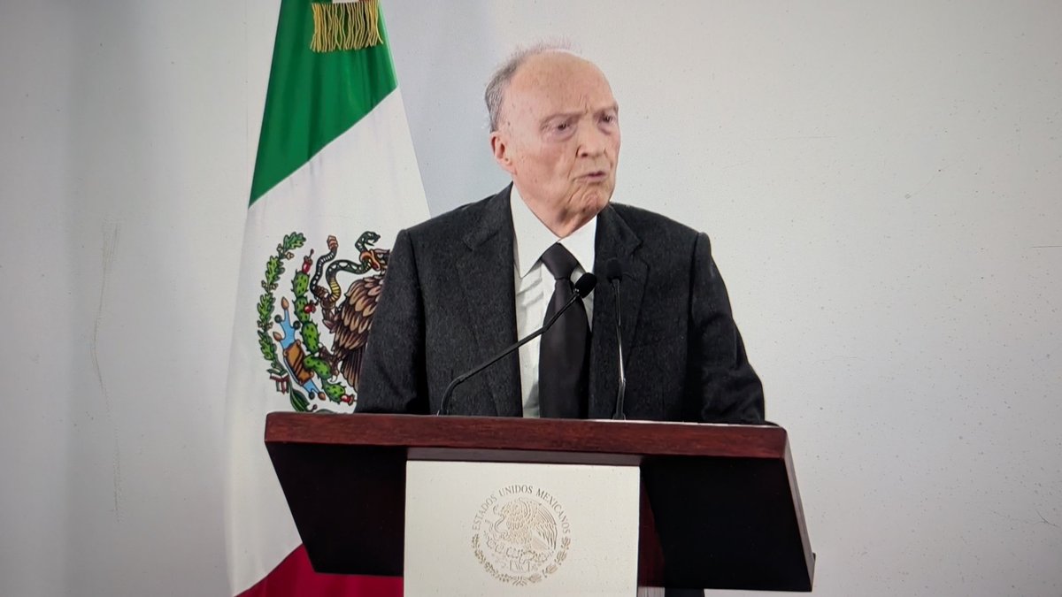 Reconoce <a href="/OHarfuch/">Omar H Garcia Harfuch</a> que las 26 personas #expulsadas de México y entregadas a EU seguían operando desde prisión. 
Con esto, el gobierno de México RECONOCE su incapacidad. <a href="/Claudiashein/">Claudia Sheinbaum Pardo</a>