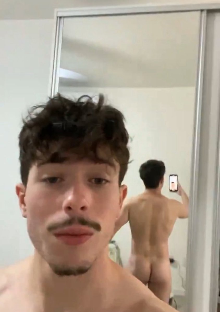 Alfredinpope's tweet photo. Mostrando a raba pra vocês também 🔥 https://t.co/VhMVwaq8zw