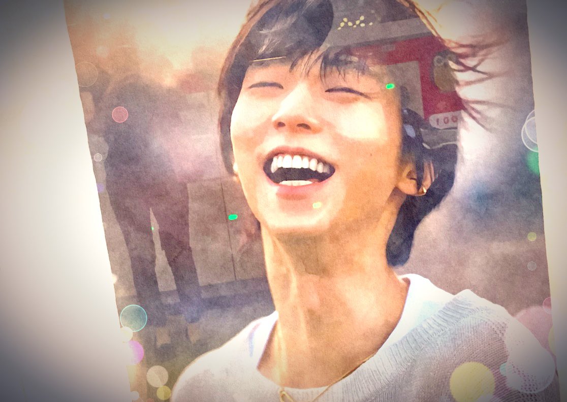ミュージシャン yuzu Yuzuru Hanyu: Wearing glasses and the latest fashions with