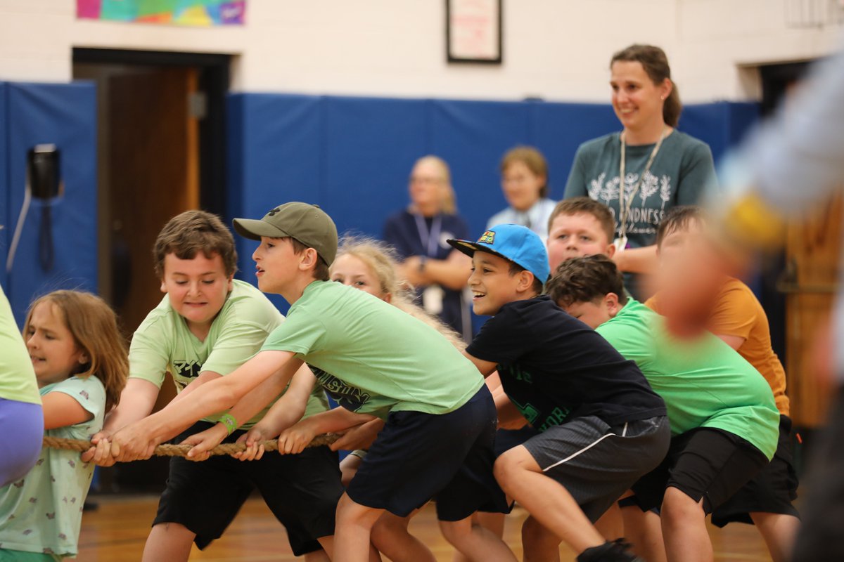 📷 Bomber Backtrack: Elementary School Field Day! 📷
At the end of the school year, our elementary school kids had to chance to go head-to-head at our annual Field Day event. Students played dodgeball, competed in tug-of-war, and finished the day with a shoe-kicking competition.