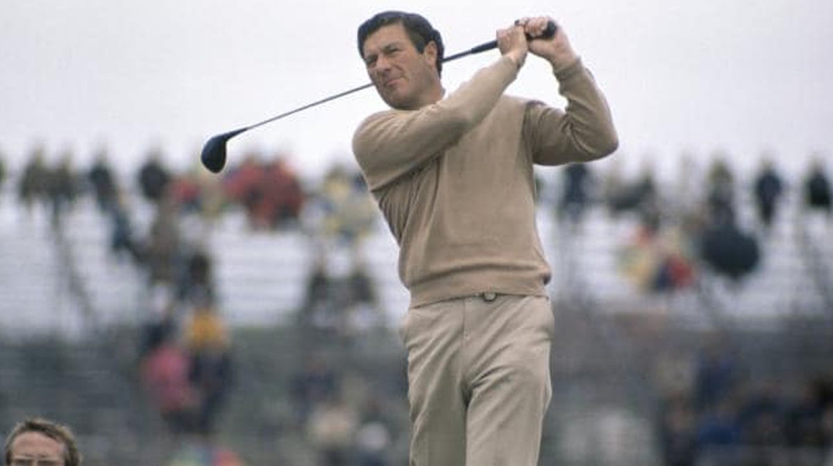 andrew_crockett's tweet photo. 5 times Open Champion Peter Thomson started wearing a glove in the late 60s I believe, or maybe the 1970s.
Thomson's career was just prior to television coverage, sponsors logos. When rounds of golf took 3 hours 20 mins. #peterthomson
https://t.co/JTTIPfZz9X https://t.co/rSfeYY33NX