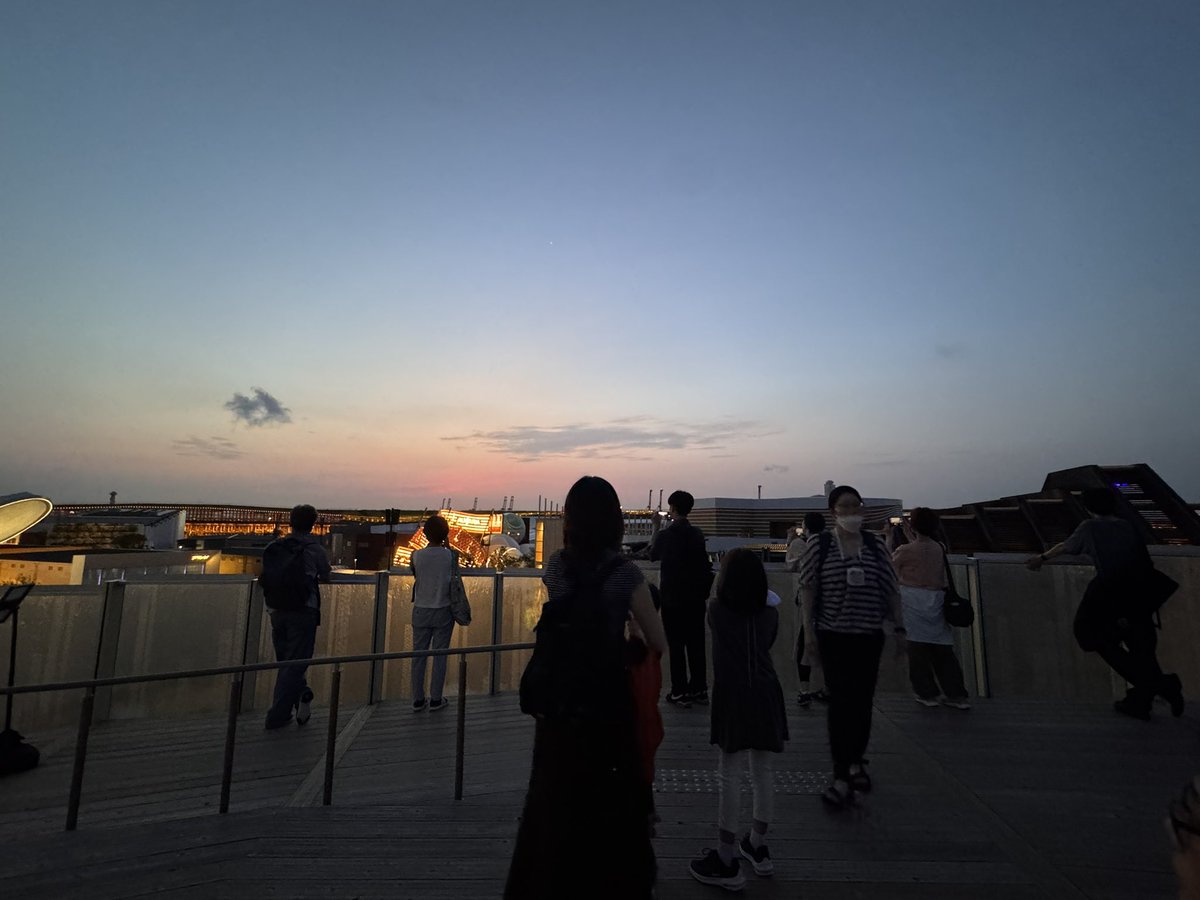 オールナイト万博の楽しみ － パビリオンの屋上で迎える日の出🌅  #オールナイト万博　#大阪関西万博 #EXPO2025