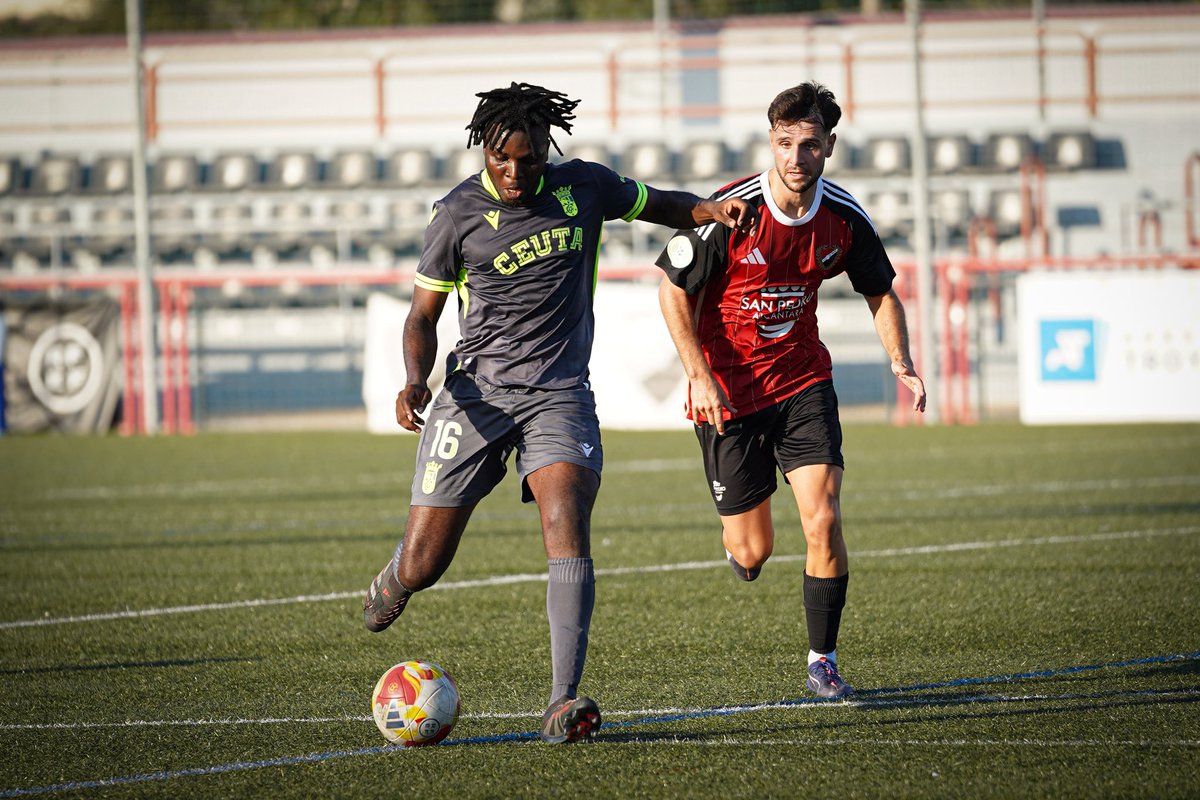 AD CEUTA FC tweet media