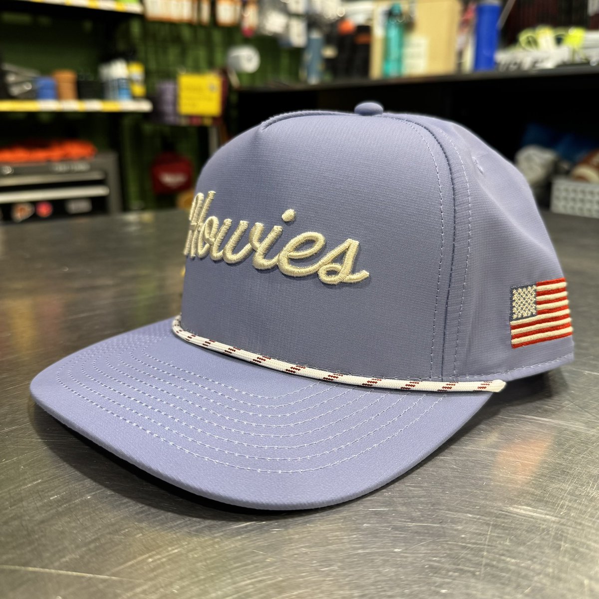 PIASKato's tweet image. Pretty please, nobody tell @PaulAllan5 these hats just came in… 😉
#piaskato #OhCanada #usahockey