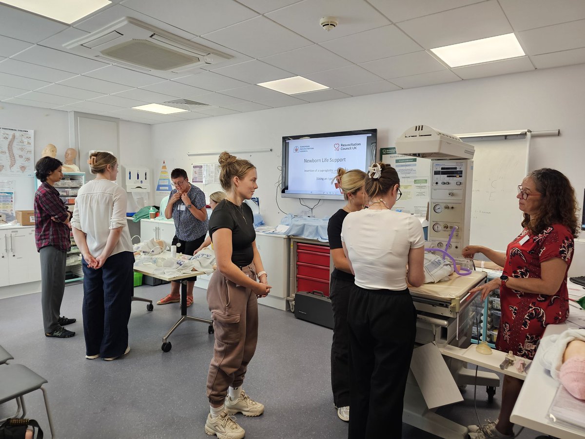 claretwiggpeckh's tweet photo. Tnku @BlackpoolHosp for another successful day of @ResusCouncilUK #NeonatalLifeSupport training #ExcellentFaculty from all over UK (Scotland Yorkshire Leicester Barrow and Lancaster @UHMBT ) #AirwayAndBreathingPriortised #CollaborativeWorking #LearningThroughSimulation #WellDone https://t.co/cGXButG2u7