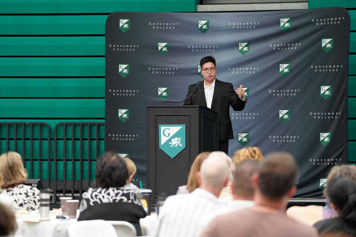 Dr Pamela Luster #EquityAvengers #RealCollegePrez tweet media