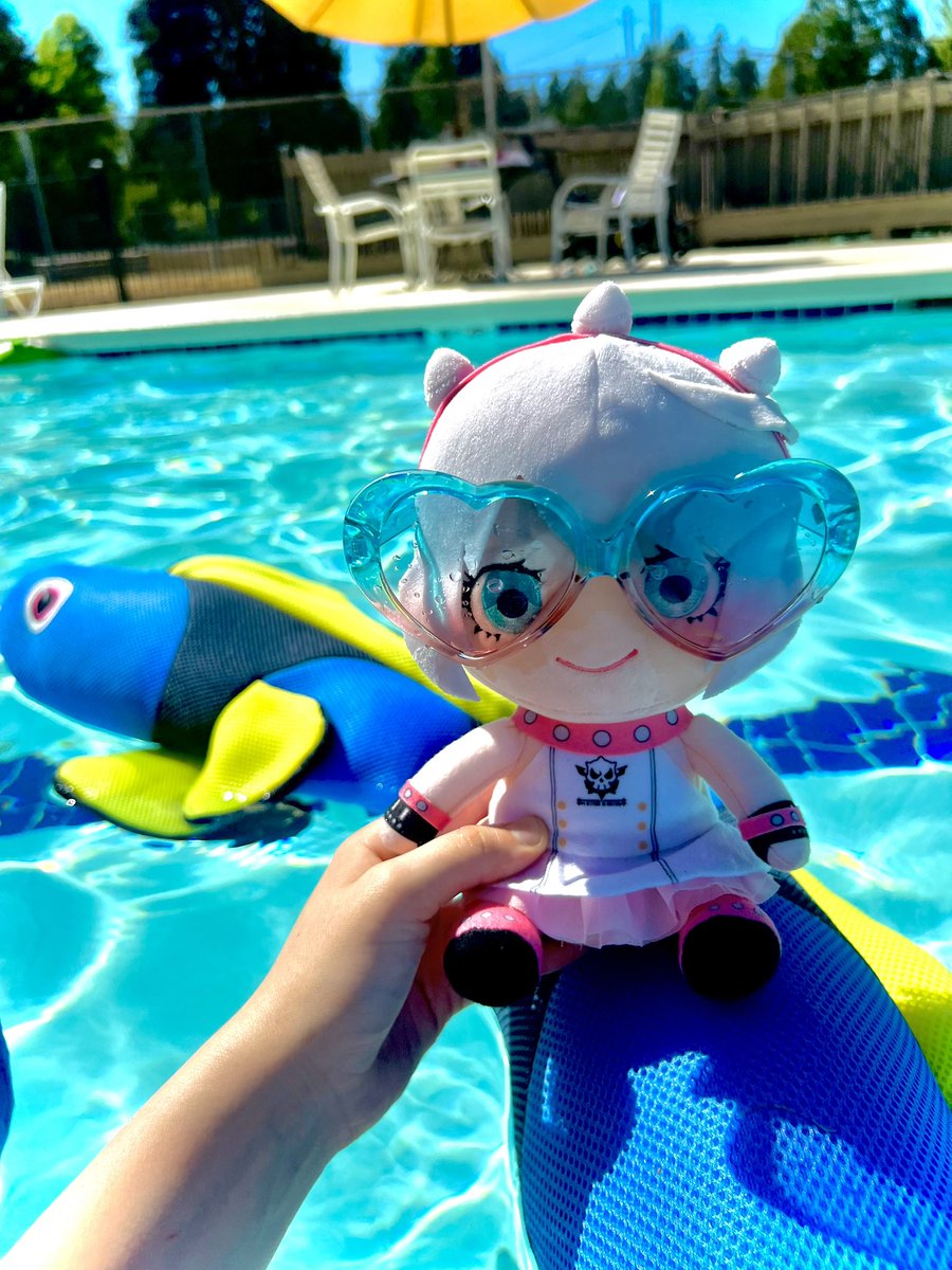 HevenLEEmercury's tweet image. Elphelt pool pics thread!! 🧵
#GGST #ELPHELTNATION