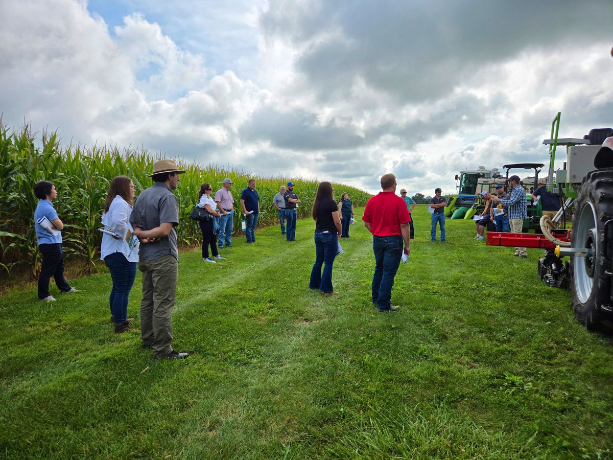 Pleased to have Jim Beam Brands and some of the farmers who grow their corn visit with us about field research into regenerative farming practices. <a href="/UKAgriculture/">University of Kentucky Martin-Gatton CAFE</a> <a href="/JimBeam/">Jim Beam</a>