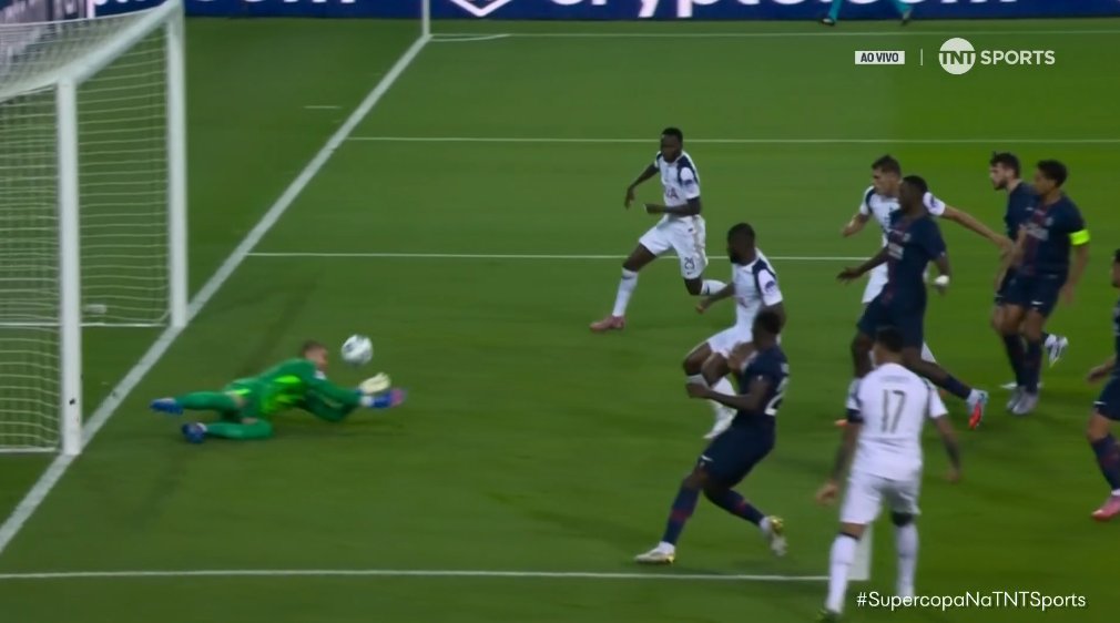 Ay Luis Enrique, las consecuencias de dejar ir a Donnarumma, 80% del gol culpa del arquero