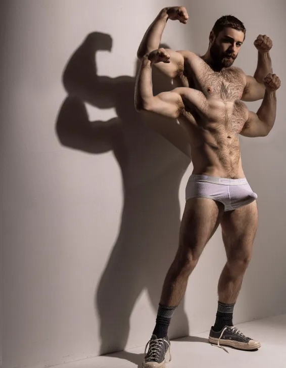 boyz_multi's tweet image. Projecting all of his limbs.

#multilimb #multiarm #multiplearms #fourarms #multiboys #multiboyz #boys #gay