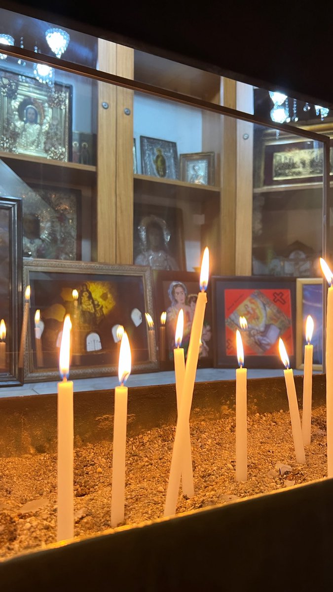 Praying for the world 
Goodnight 💫