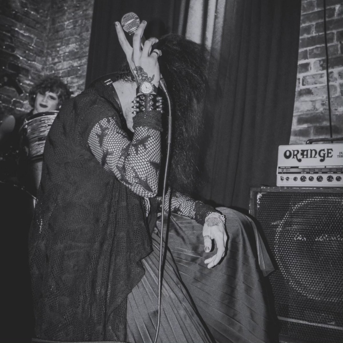 some sick pics from our last gig courtesy of taylor mckeon #shoegaze #postpunk #dreampop #vkei #visualkei #v系 #indierock #indiepop #goth #electronicmusic