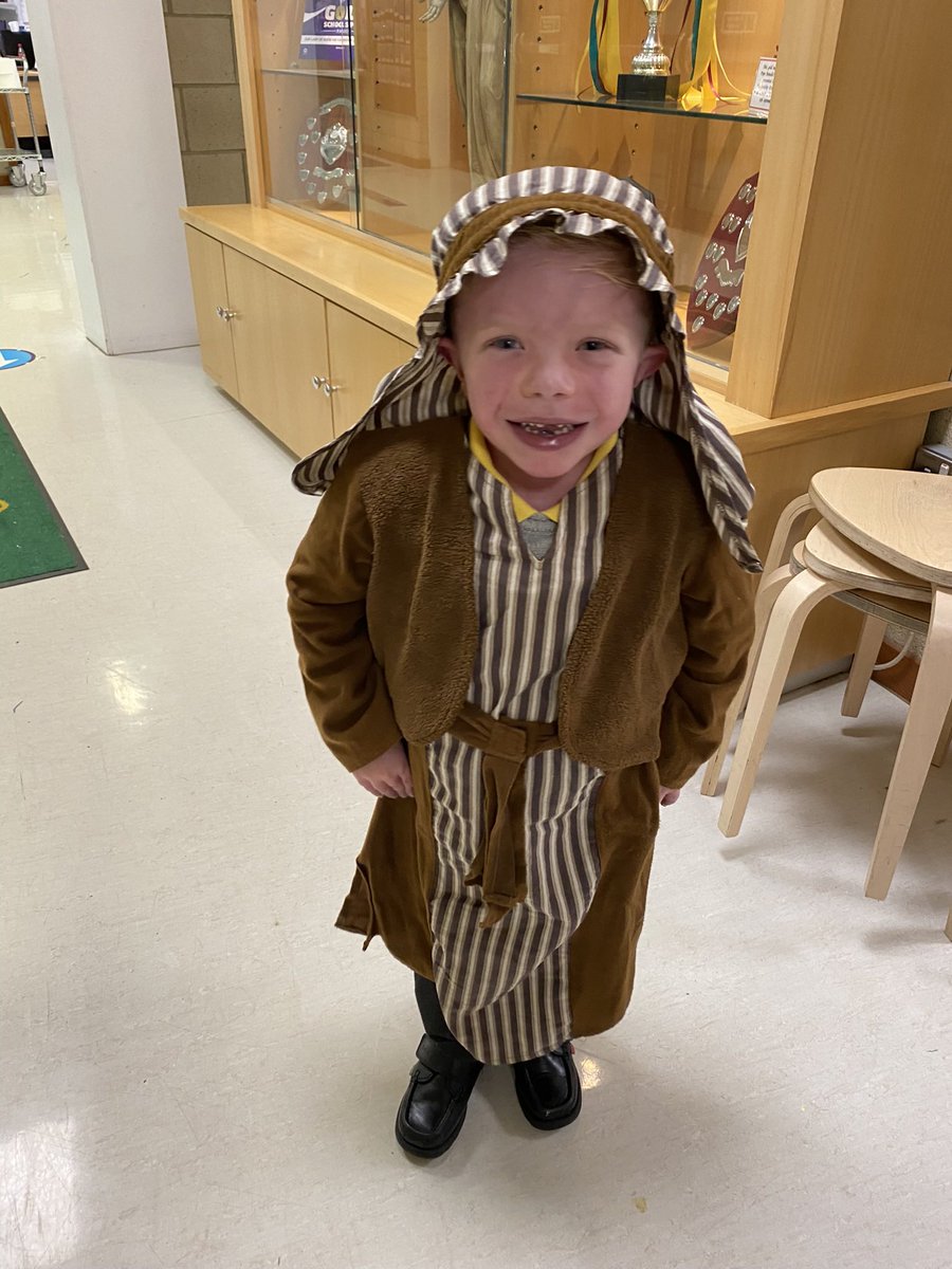 Zac was meant to be going into p3 tomorrow, it’s just hurting that big more tonight 💔 love you my boy 🧡