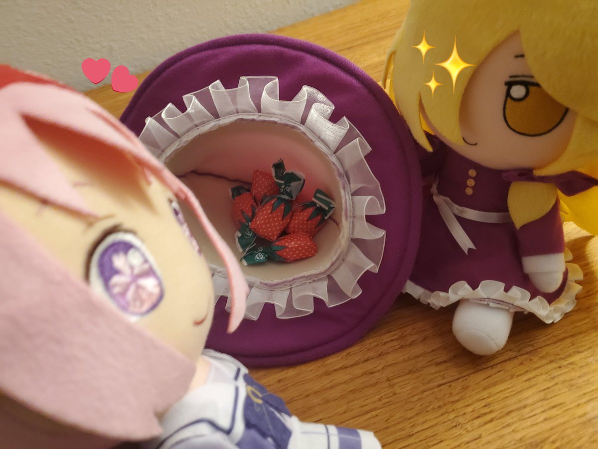 It's Strawberry Candy!✨️🍓🍬