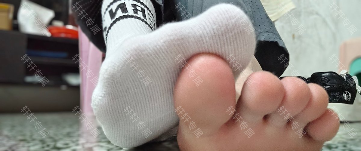 ye12ya's tweet photo. 来舔👅 https://t.co/dzwdPjYFra