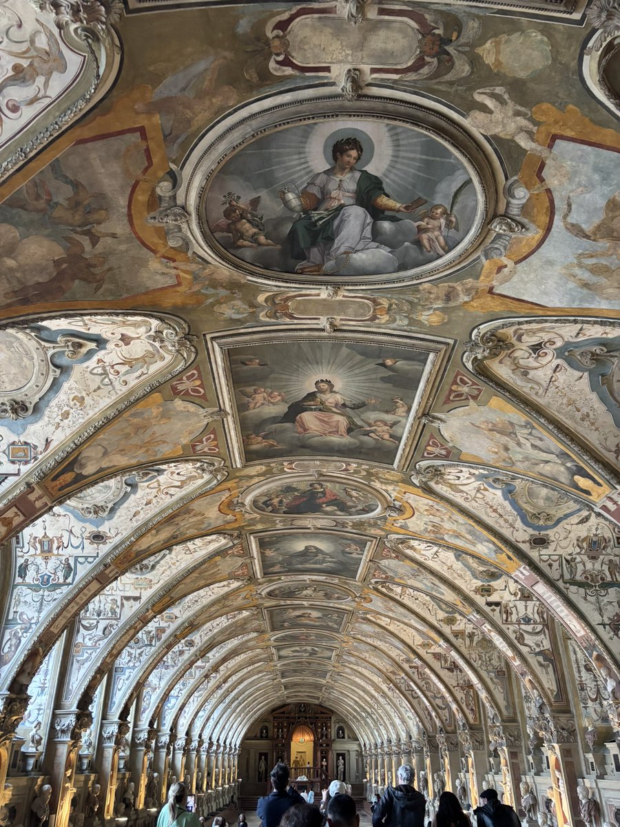 Christine Rolland tweet media