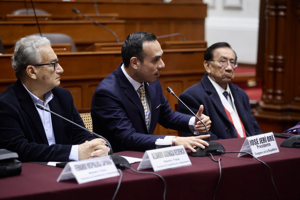 ComisionConsti2's tweet photo. Sesión de Instalación de la Comisión de Constitución y Reglamento 2025-2026
@arturoalegriag https://t.co/GOoF0Xocey
