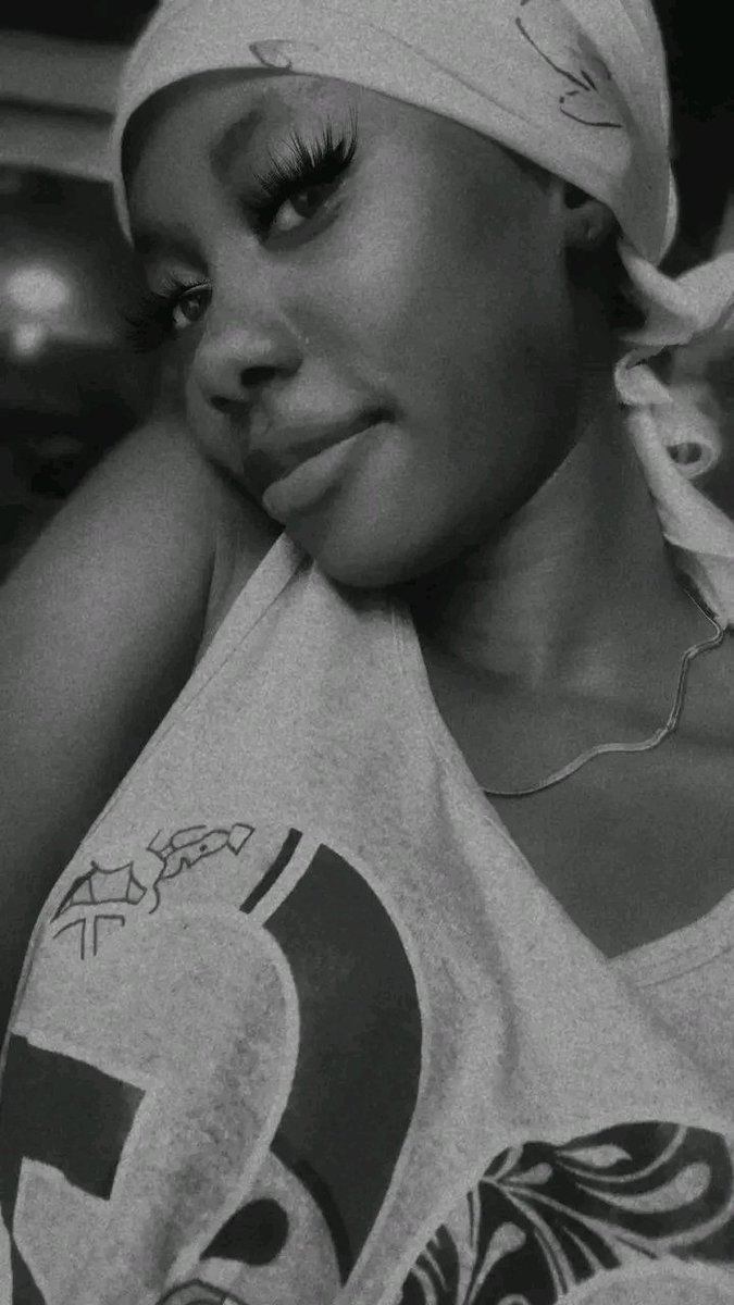 The gal 
Make una patronize me now make I see small think chup