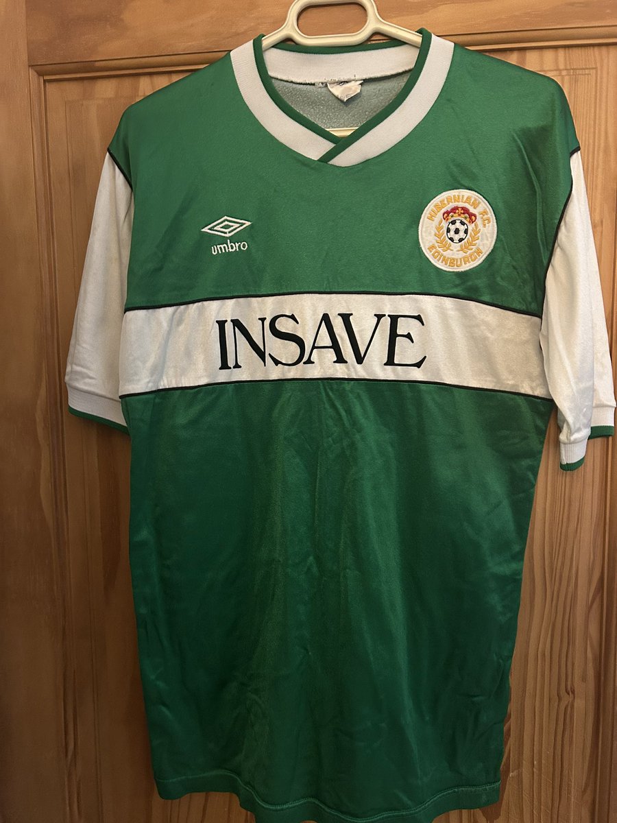 SSS_Robbie's tweet photo. Selling a few classic original / matchworn shirts soon if anyone interested just message me or will list on eBay etc next week @HibernianRetro @PedzKeenan @budgiemcb @WestPilton https://t.co/4WAiI12HdM