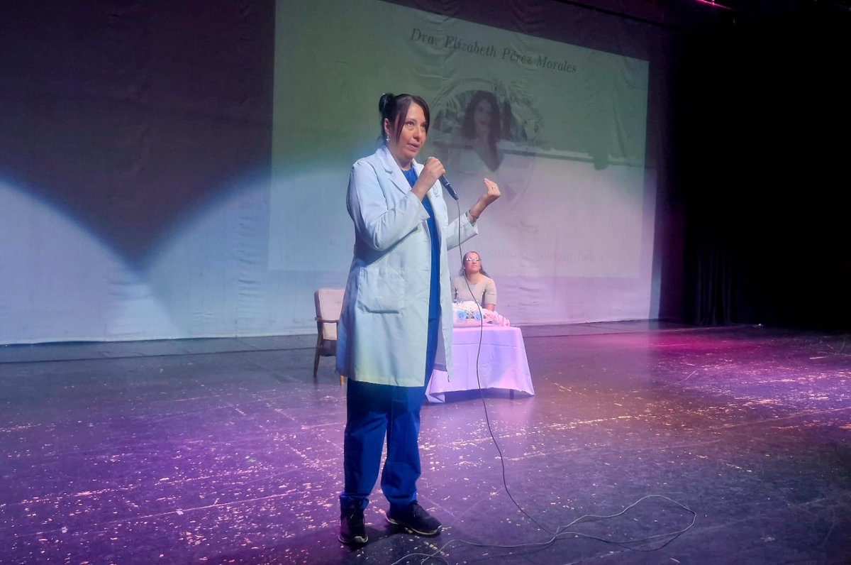 DIFAtizapanZ's tweet photo. #DIFAtizapán se prepara para la #BodaDelAño. En el Teatro Zaragoza llevamos a cabo las pláticas prenupciales, con el objetivo de preparar a los futuros esposos en la vida común, ayudándolos a reflexionar en esta etapa de la vida. #SigamosCreciendo https://t.co/vm47vZRXbd