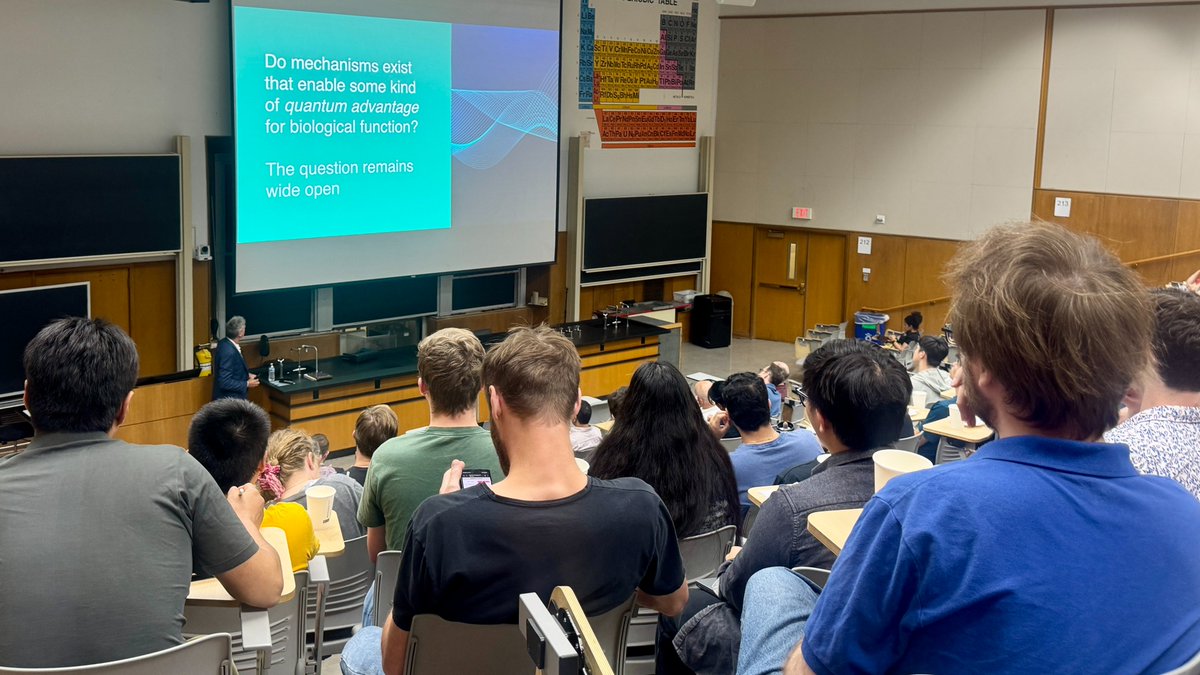 Full house for Day 1 of the Dole Lectures! 🙌

Gregory Scholes (<a href="/PrincetonChem/">Princeton Chemistry</a>) brought an inspiring dose of physical chemistry to <a href="/NUChemistry/">Northwestern Chemistry</a>.

2 more chances to join:
📅 Thurs. 3:00 PM | Tech L211
📅 Fri. 11:00 AM | Tech LR5

#PhysicalChemistry #Quantum #Chemistry