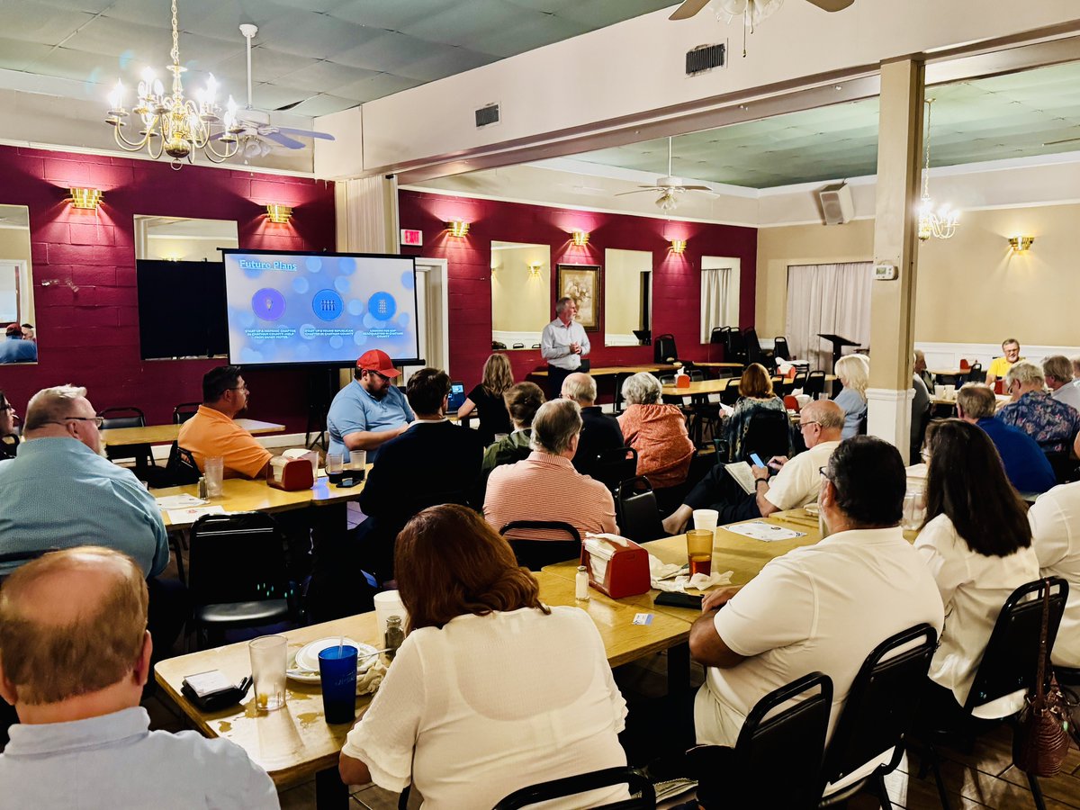 Isaac Burke (@isaacburkenc) on Twitter photo Yesterday I was honored to speak at the monthly meeting for the <a href="/ChathamGOP/">Chatham NC GOP</a>. Thank you to Chairman Joe Godfrey for allowing me to come talk about <a href="/NCValues/">🧭 NC Values</a> and our recent success with the #HB805 veto override. Lots of support here for the work we are doing to advance family Yesterday I was honored to speak at the monthly meeting for the <a href="/ChathamGOP/">Chatham NC GOP</a>. Thank you to Chairman Joe Godfrey for allowing me to come talk about <a href="/NCValues/">🧭 NC Values</a> and our recent success with the #HB805 veto override. Lots of support here for the work we are doing to advance family