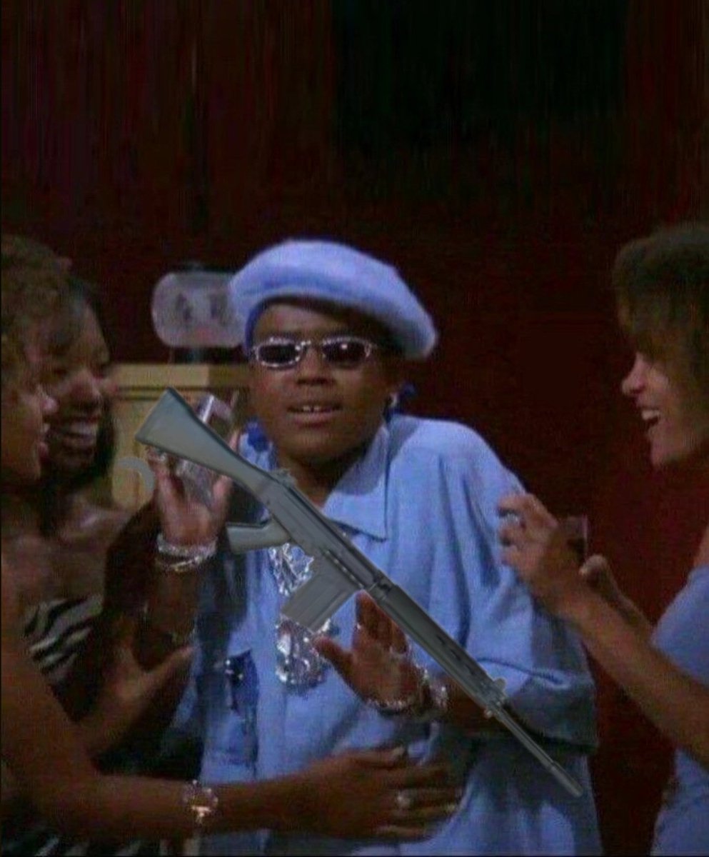Quando vc chega no baile, e seu novo porte é o meiota vassourão