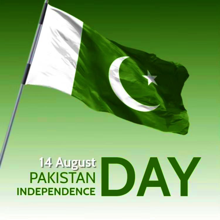 ADNANYOUSAF381's tweet photo. Long Live Pakistan 💕🇵🇰 https://t.co/8ZTXUCkBRn