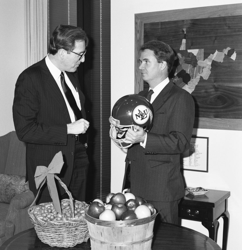 1987 — U.S. Senator John Breaux comes to collect on a friendly wager with U.S. Senator Jay Rockefeller of West Virginia after Northeast Louisiana University defeated Marshall University for the Division I-AA football national championship. #LaSen #LaLege
