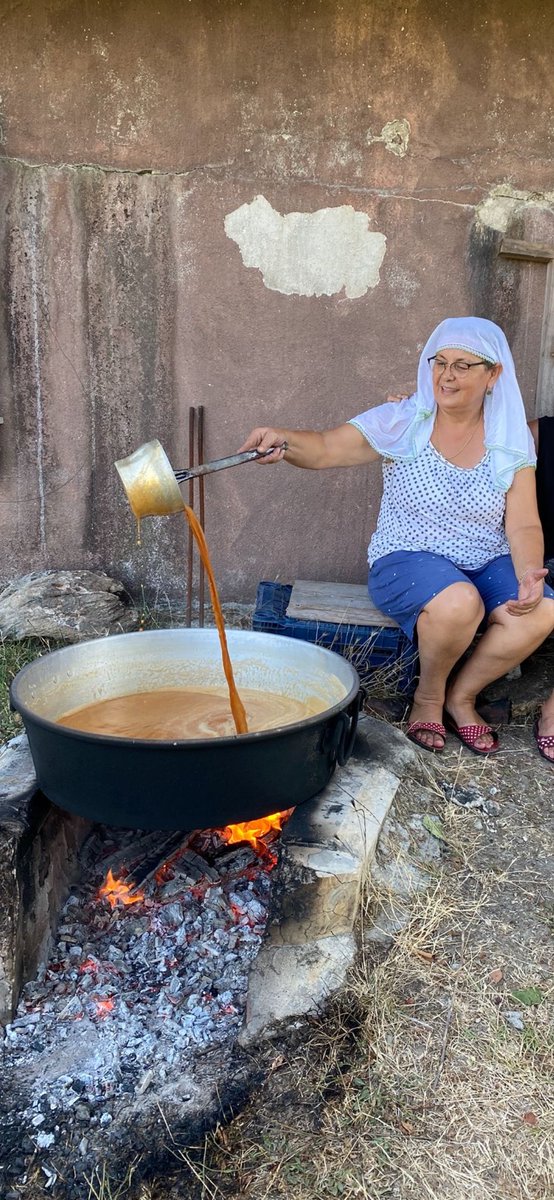 Üzüm pekmezi benden 🥰