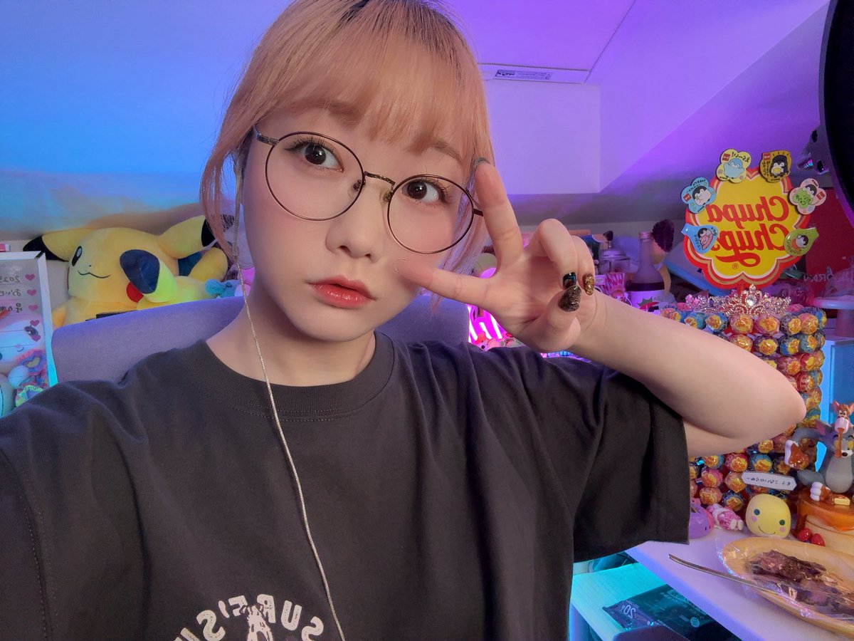 🍒🍒🍒配信開始🍒🍒🍒

■DBD配信■

なんかめっちゃ久しぶりな気がするんだけど！？
朝活DBDします！！
まずは朝ごはんから😋🍴

▼配信先▼
twitch.tv/ponkotsu_coco
#shirtmysurvivor
#Twitch配信者