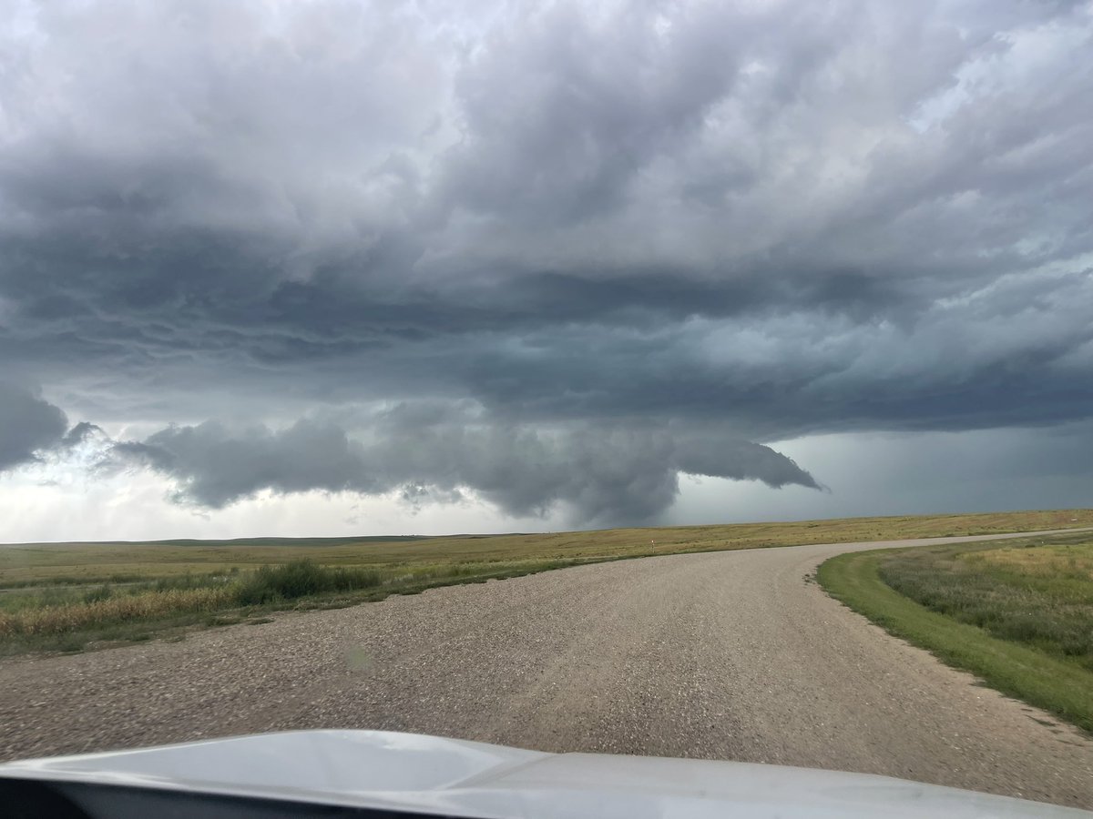 Stunning storm approaching loverna #skstorm at 2:55 pm