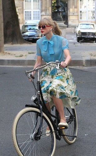 Bicitlán Radio (@bicitlanradio) on Twitter photo 🧡🧡🧡La nueva era de Taylor llega en bici🧡🧡🧡🧡 🧡🧡🧡La nueva era de Taylor llega en bici🧡🧡🧡🧡