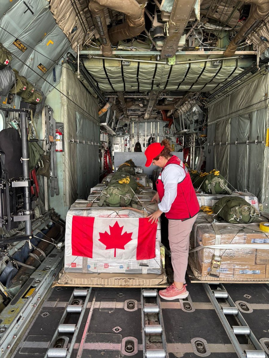 AnitaAnandMP's tweet image. Canadian aid continues to enter Gaza.
 
We are doing everything possible to ensure that essential aid is being delivered to Palestinians who so desperately need it. We continue to call on the Government of Israel to unblock land access completely so that aid can flow uninhibited.…