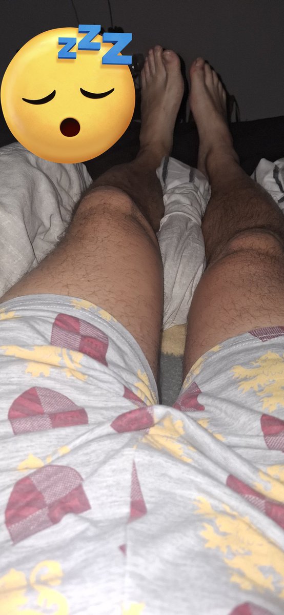 AdrianPetz's tweet image. #dead😉😋😒😴😴🙌🦶🦶💀💀