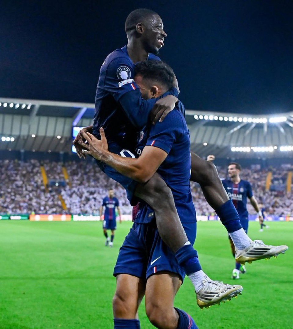 🔴 SESSION FOLLOW BACK ✊

Pour fêtes la victoire du Paris Saint-Germain tout les supporters Parisiens ce follow entre eux 

RT&amp;ABONNE TOI  ✅ ET JE TE FOLLOW